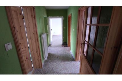Helle 80qm 2 Zimmer Wohnung mit Garten & Stellplatz 2 ZKB - Alsfeld