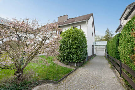 Familienfreundliche Doppelhaushälfte in ruhiger Lage von Dreieich-Götzenhain - Dreieich / Götzenhain