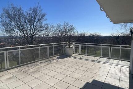 Barrierefreie, sonnige 3-Zimmer-Wohnung mir großer Terrasse - Rosbach vor der Höhe