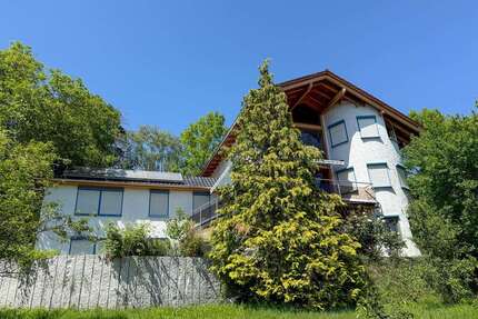 Haus zum Kaufen in Pforzheim 830.000,00 € 320 m²
