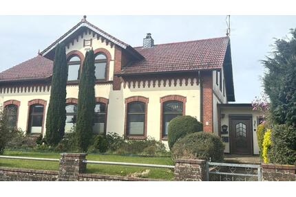 Mehrgenerationenhaus idyllische, ruhiger Lage unweit des Kanals - Schülldorf