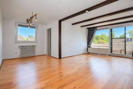 Zeitgemäß modernisiert mit praktischem Grundriss - Neuss / Rosellen