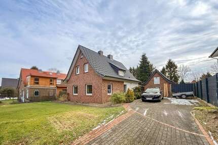Haus zum Kaufen in Schiffdorf 219.000,00 € 100 m²