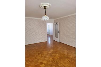 2,5 Zi. Wohnung - 850,00&nbsp;EUR Kaltmiete, ca.&nbsp; 79,00&nbsp;m&sup2; in Bayreuth (PLZ: 95448) Bernecker Straße / Insel / Riedelsberg