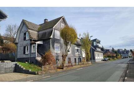 Haus zum Kaufen in Netphen - Deuz 340.000,00 € 221 m²