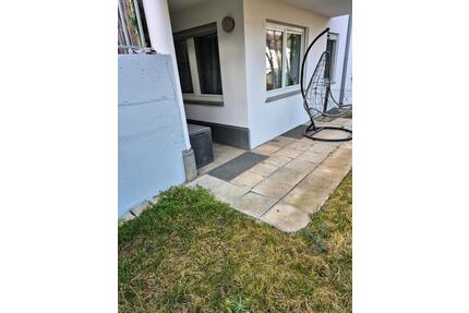 1,5 Zimmer Wohnung in Hemmingen mit Terasse und Garten