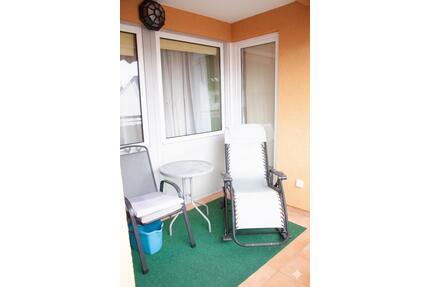 Große 3 Zimmer-Wohnung, auch gewerblich Nutzbar, 1 OG mit geräumigen Balkon - Obertshausen