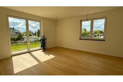 Stilvolle 2-Raumwohnung in Raguhn - energieeffizient, rollstuhlgerecht, mit Balkon und Aufzug - Raguhn-Jeßnitz