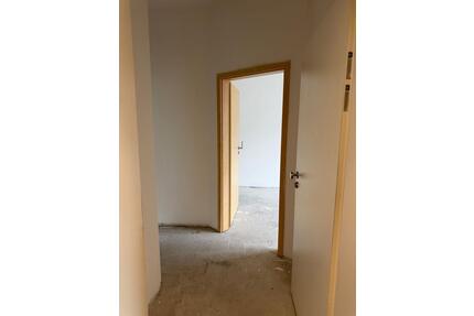 Helle 3 - Zimmer Wohnung Oberhausen Schmachtendorf 75Qm