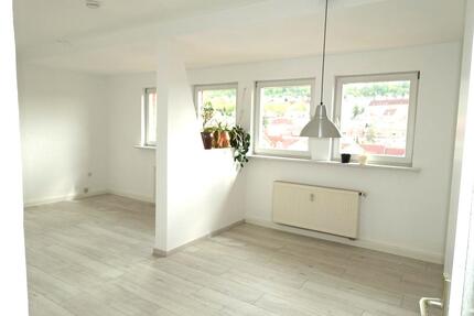 zentrumsnahe schöne helle Zweiraumwohnung im ruhigem Wohngebiet - Meiningen