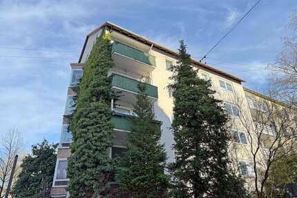 Haus zum Kaufen in Hannover 1.750.000,00 € 742.95 m²