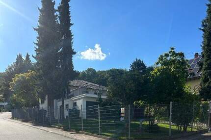 Freistehendes, großzügiges Komforthaus mit ELW, Wintergarten, Terrasse, Garten und Doppelgarage (zusätzliche Tor-Zufahrt Rückseite) in Freisen OT