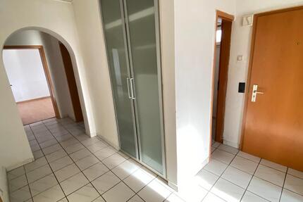 Günstige 4-Zimmer-Wohnung mit Balkon & Stellplatz – mit Potenzial - Hemsbach