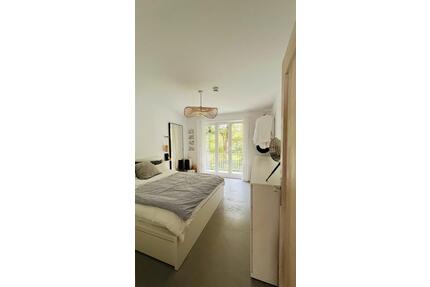 Stilvolle 2-Zimmer-Wohnung HH Eppendorf, inkl. TG-Stellplatz - Hamburg