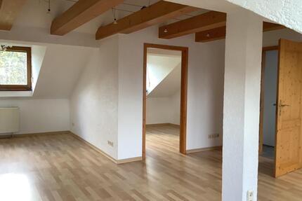 DG-Wohnung - 600,00&nbsp;EUR Kaltmiete, ca.&nbsp; 70,00&nbsp;m&sup2; in Salzweg (PLZ: 94121)