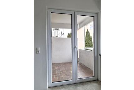 Erstbezug nach Sanierung: Modernes 1-Zimmer-Apartment mit Balkon - Deggendorf