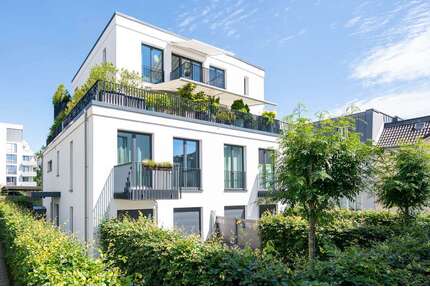 Wohnung zum Kaufen in Hamburg 2.365.000,00 € 215 m²