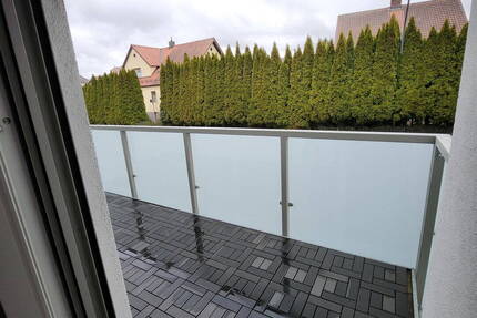 *** schöne 2 Zi-Whg mit Balkon in Ergoldsbach TOP LAGE ***