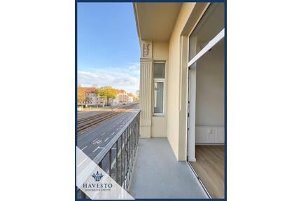 Stilvolle 4-Raum Wohnung mit Balkon, neuer EBK und Sanierten Bad in Magdeburg Stadtfeld West!
