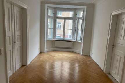 Wohnung zum Mieten in München 3.100,00 € 170 m²