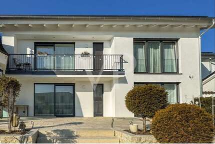 Haus zum Kaufen in Geisenfeld 1.550.000,00 € 206 m²