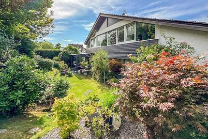 Modernisiertes Wohnhaus mit zusätzlicher Praxiseinheit + Top-Energiepaket (WP + PV + Speicher) - Roetgen