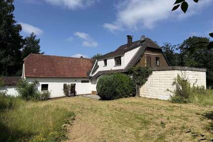 Haus zum Kaufen in Bad Driburg Neuenheerse 165.000,00 € 150 m² - Bad Driburg / Neuenheerse