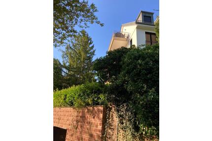 Exklusive 2-Zimmer-DG-Wohnung – Philosophenweg Heidelberg