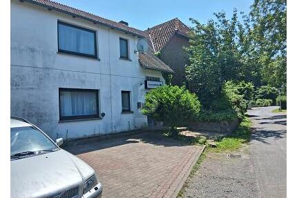 11.000 QM - 300.000,00&nbsp;EUR Kaufpreis, ca.&nbsp; 578,00&nbsp;m&sup2;&nbsp;Wohnfl&auml;che in Hessisch Oldendorf (PLZ: 31840)