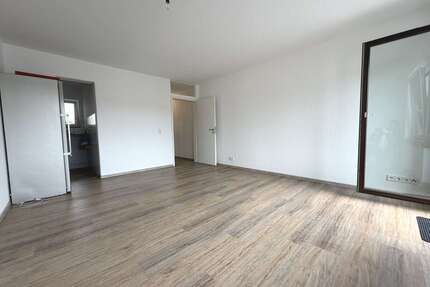 Wohnung zum Kaufen in Kuchen 76.000,00 € 33.49 m²