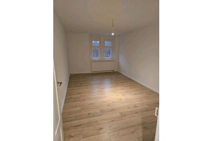Gemütliche 3-Zimmer Dachgeschosswohnung - Waldbrunn