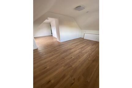 Vermiete eine sehr schöne 2,5 Zimmer Wohnung Geislingen Stg. - Geislingen an der Steige