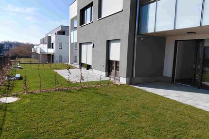 NeubauErstbezug 3-Zimmer Wohnung inkl. Garten in Roßtal