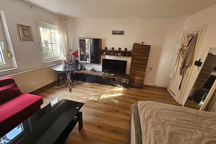 Möbliertes großes Zimmer in 2er-WG in Nürnberg