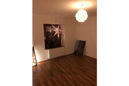 Schöne, geräumige drei Zimmer Wohnung in Monzelfeld (BKS)