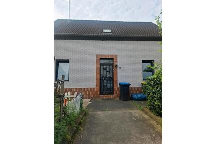 Haus. 7 ZIMMER frechen - 2.200,00&nbsp;EUR Kaltmiete, ca.&nbsp; 150,00&nbsp;m&sup2; in Frechen (PLZ: 50226)