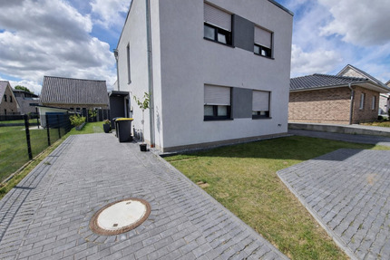 Modernes freistehendes Einfamilienhaus, familienfreundliche Lage - Büchen