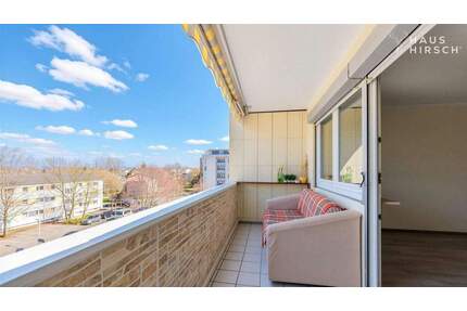 Sonnige 3-Zimmer-Wohnung mit Westbalkon, Aufzug & Einzelgarage - Energieklasse B - Reutlingen Orschel-Hagen