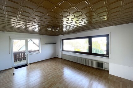Helle 4-Zimmer-Wohnung mit Balkon und Garage - Königswinter Ittenbach