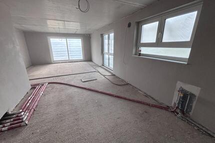 Erstbezug: moderne 4 ZKB, 120qm, barrierefrei, Balkon, Aussicht - Dettenhausen