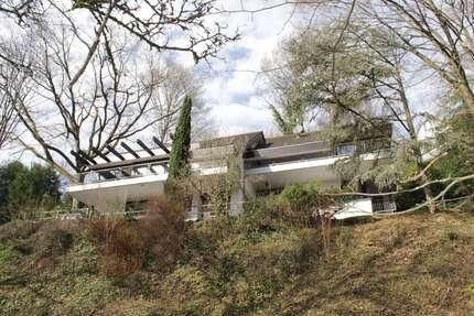 Haus zum Kaufen in Bergisch Gladbach 1.178.000,00 € 275 m²