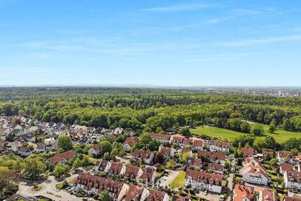 EXKLUSIVES FAMILIENPARADIES! - Großzügiges Wohnen mit Garten und viel Raum in Dreieichenhain
