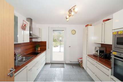 Haus zum Kaufen in Bad Karlshafen 499.000,00 € 149.72 m²