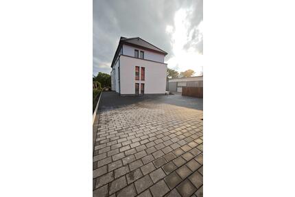 Traumhafte Wohnung Panorama Weitblick WerreHerford City ab 01.02