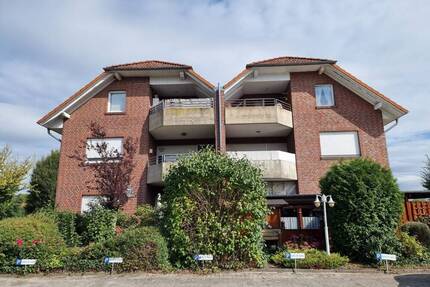 Charmante, gut vermietete zwei-Zimmer-Dachgeschosswohnung zu verkaufen - Lembruch