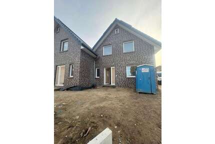 Haus zum Kaufen in Löhne 455.000,00 € 123.8 m²