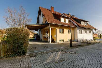 Haus zum Kaufen in Schwarzach 399.000,00 € 238 m²