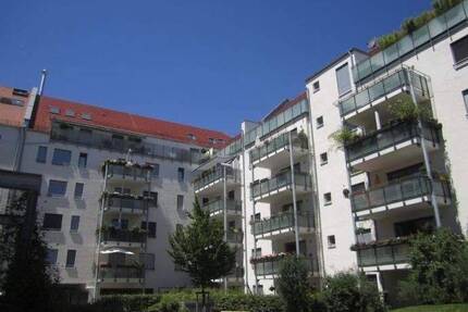 Exklusive 3-Zimmer-Wohnung mit Süd-Balkon im Herzen von St. Johannis - Nürnberg St Johannis