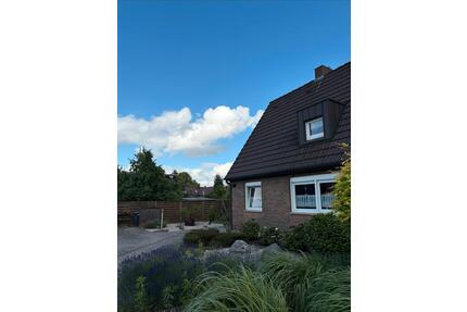 Geräumige Doppelhaushälfte - 270.000,00&nbsp;EUR Kaufpreis, ca.&nbsp; 145,00&nbsp;m&sup2; in Nordhorn (PLZ: 48529)