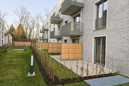 Geräumige 2-Zimmer-Mietwohnung, 64,92 m², EG, EBK, Terrasse, Fahrstuhl, Tiefgarage, Keller, Kladow - Berlin Spandau